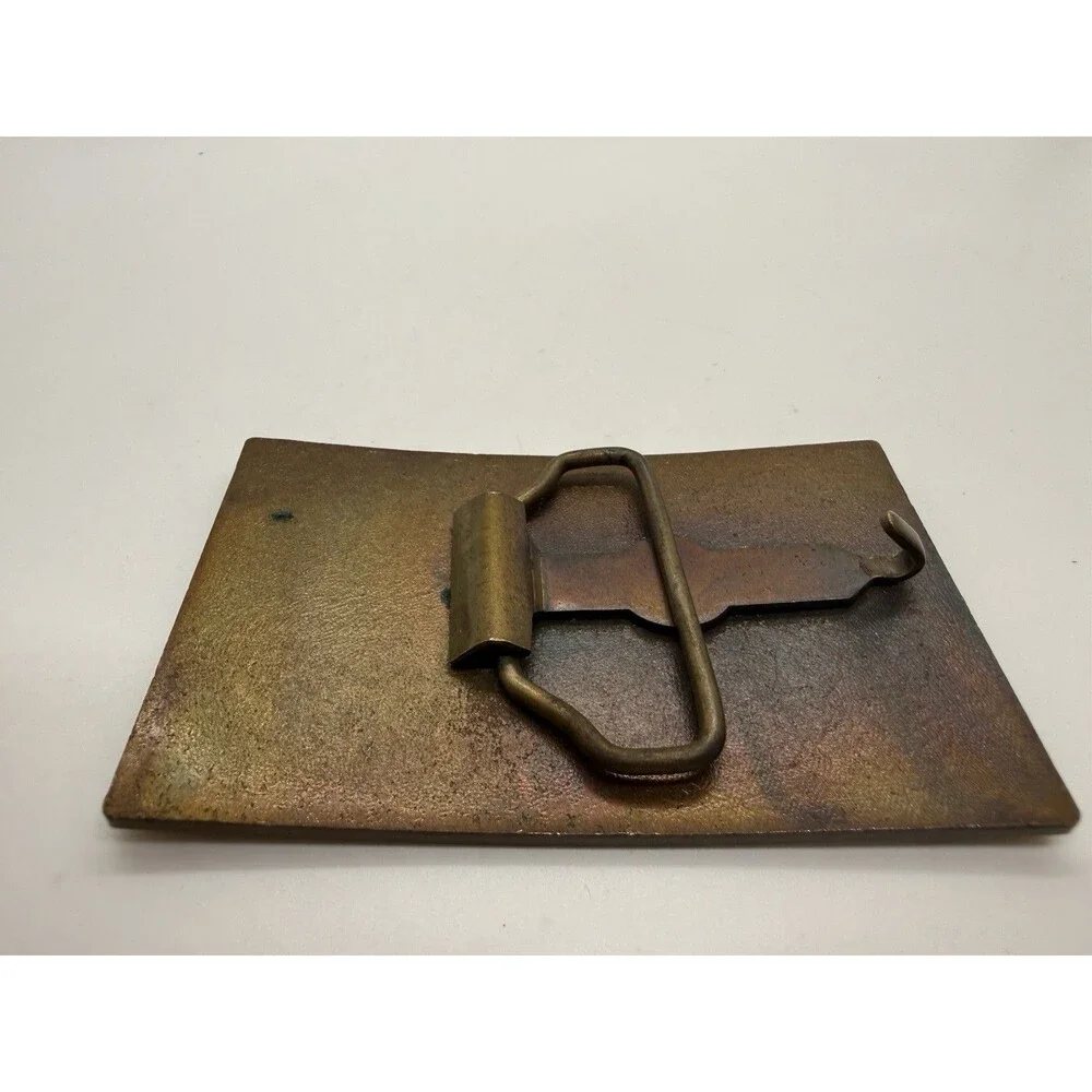Vintage Belt Buckle WHN 1050 AM Radio Station From New York City Brass-Colored‎